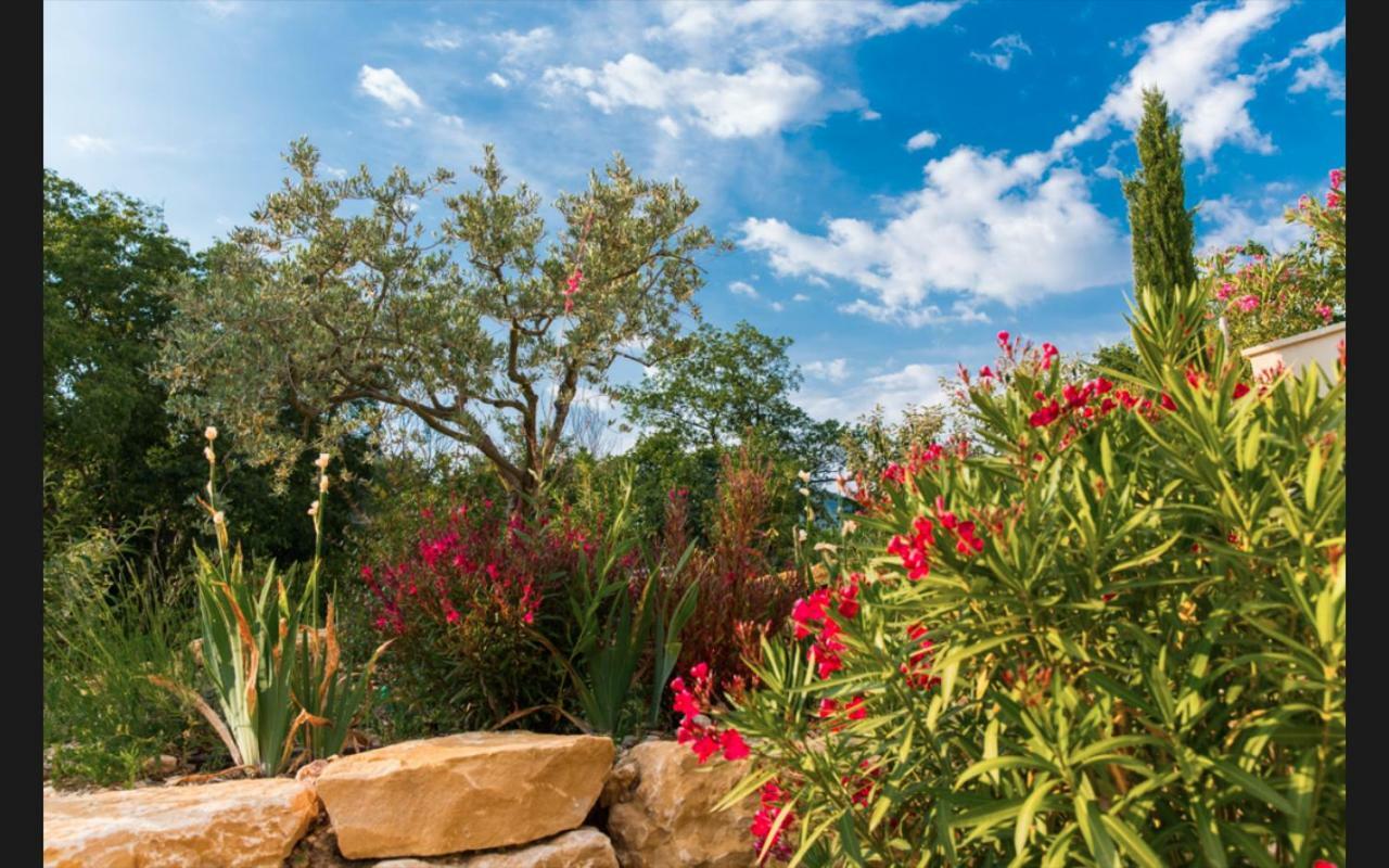 Mas De La Baume Bed and Breakfast Lafare Buitenkant foto